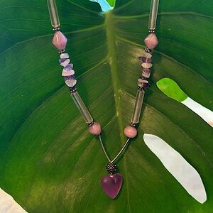 NEW + DISCOUNT SHIP 📦 Silver & Polished Gems Necklace 💜💗🩶